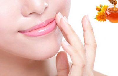 ঠোঁটে গোলাপি আভা পেতে কী করবেন