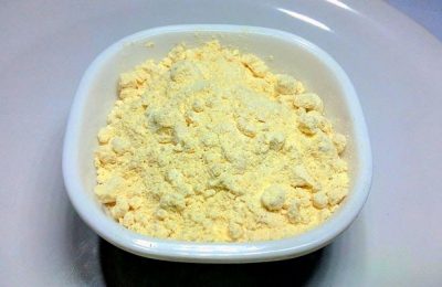 বাড়িতেই সহজ উপায়ে তৈরি করুন বেসন!